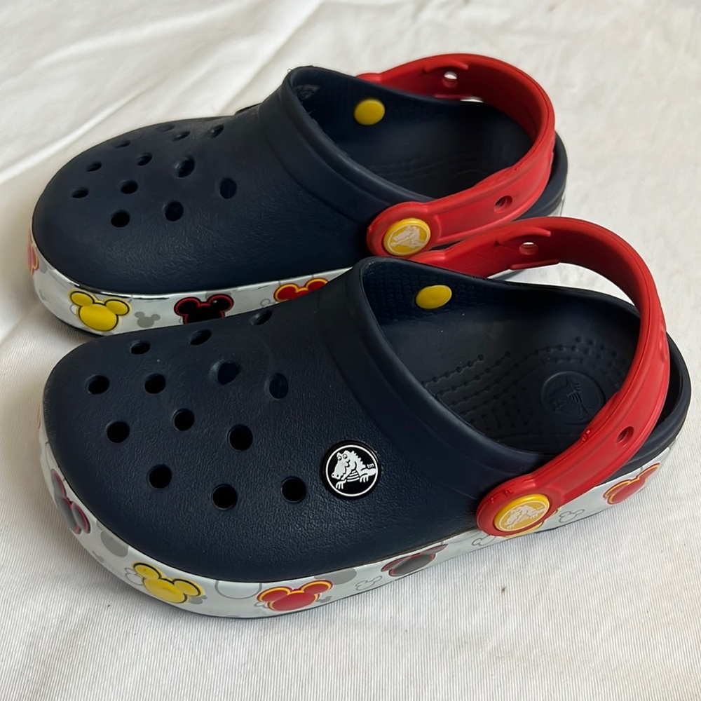 KIDS' FUN LAB DISNEY MICKEY MOUSE LIGHTS CLOG, size C11 Ages 5+